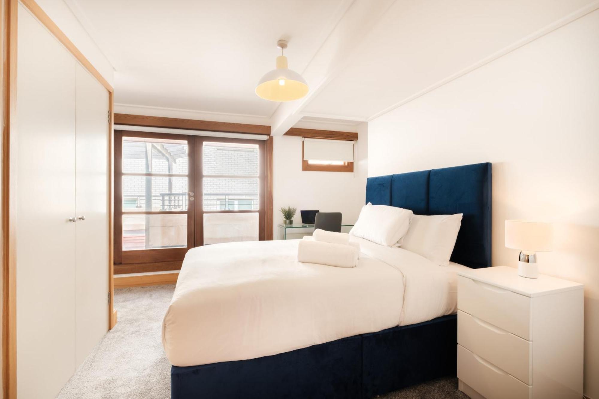 2Br Penthouse With Terrace - Heart Of Holborn - Cityapartmentstay London Eksteriør billede